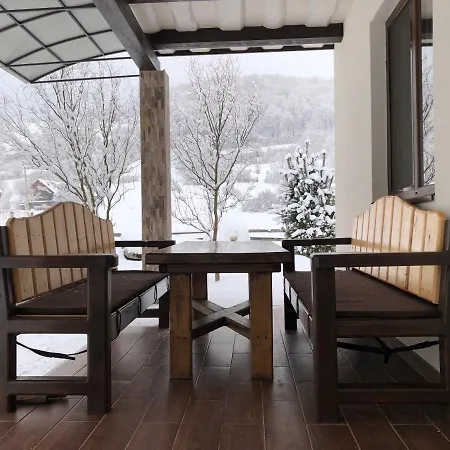 вербовий двір - Willow Yard Apartment