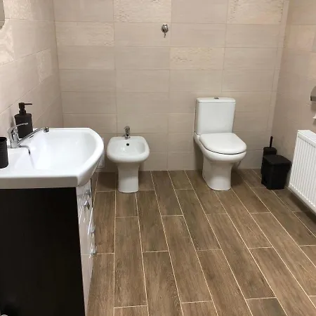 вербовий двір - Willow Yard דירה